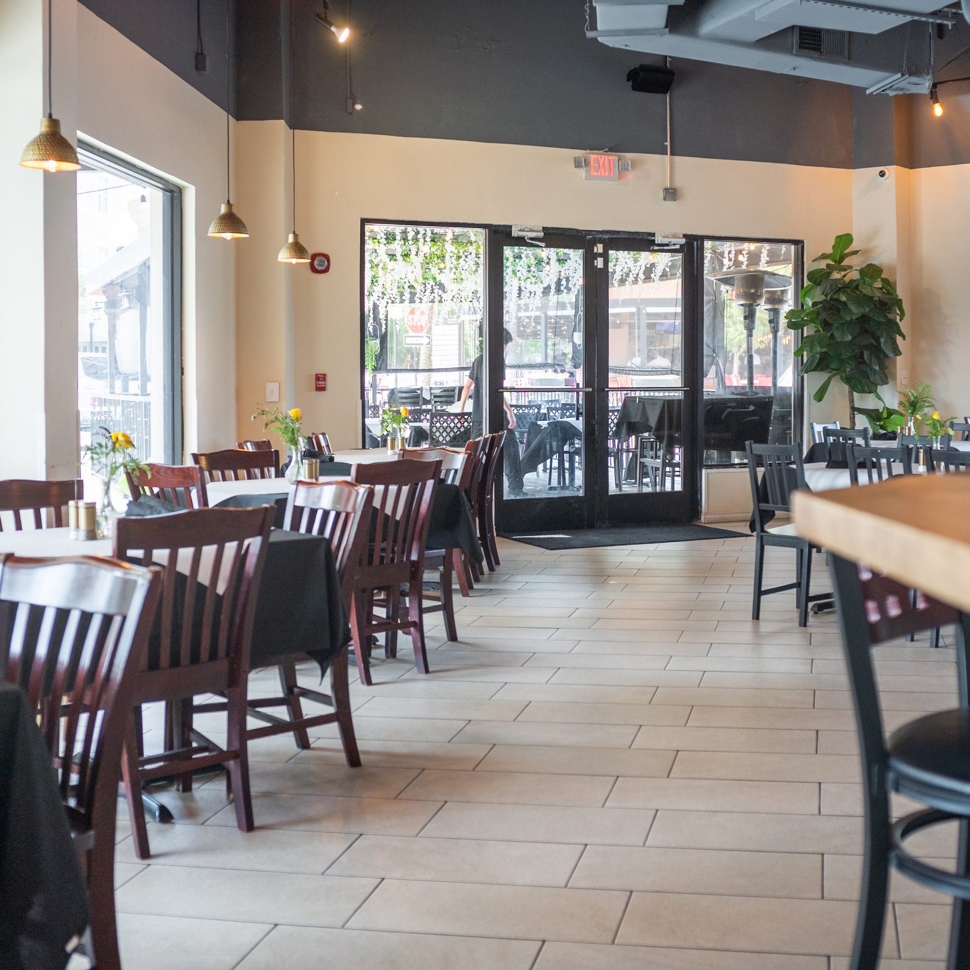 The Restaurant Table