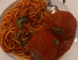 Spaghetti and meatballs (1)